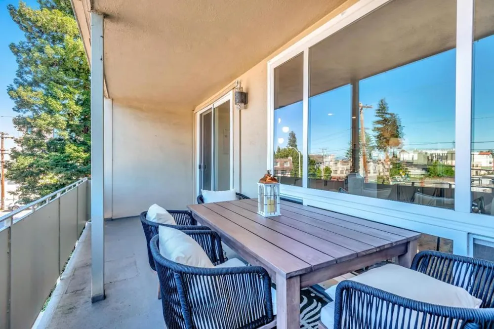 1700 San Carlos Avenue #206 San Carlos, CA 94070