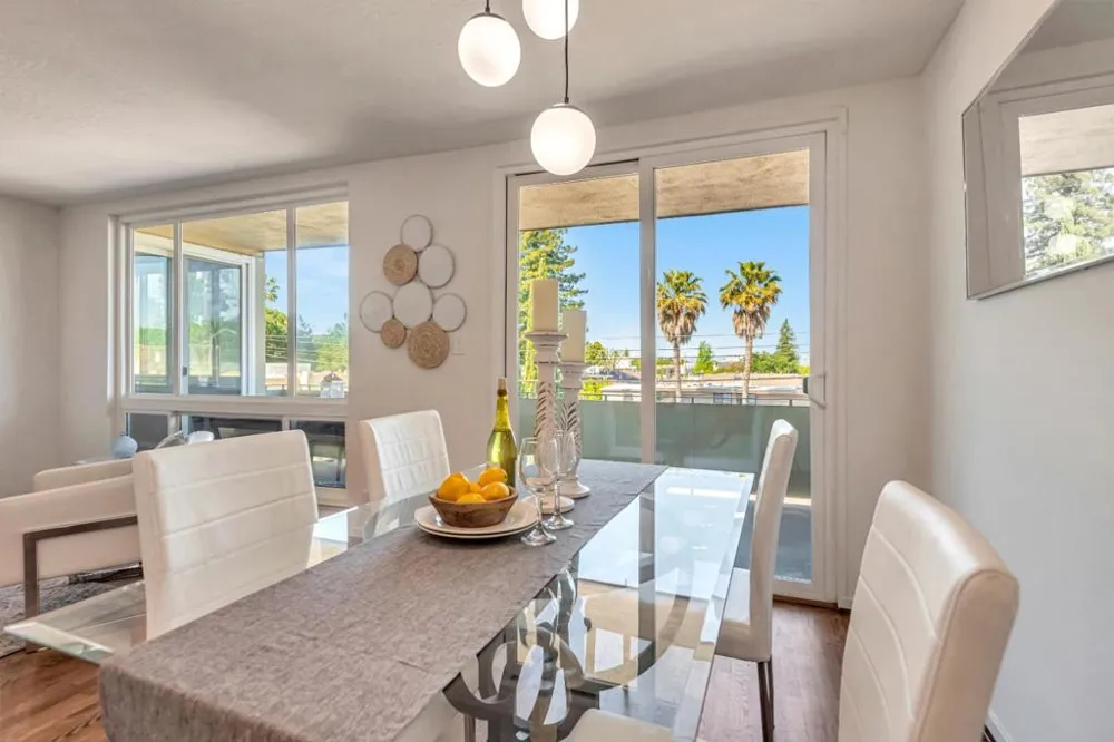 1700 San Carlos Avenue #206 San Carlos, CA 94070