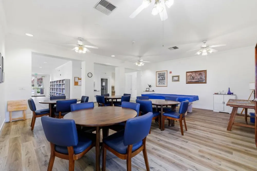 452 Luster Place Folsom, CA 95630