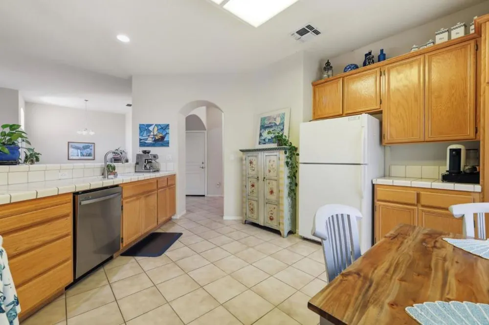 452 Luster Place Folsom, CA 95630