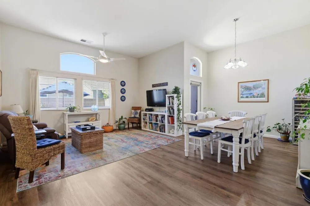 452 Luster Place Folsom, CA 95630