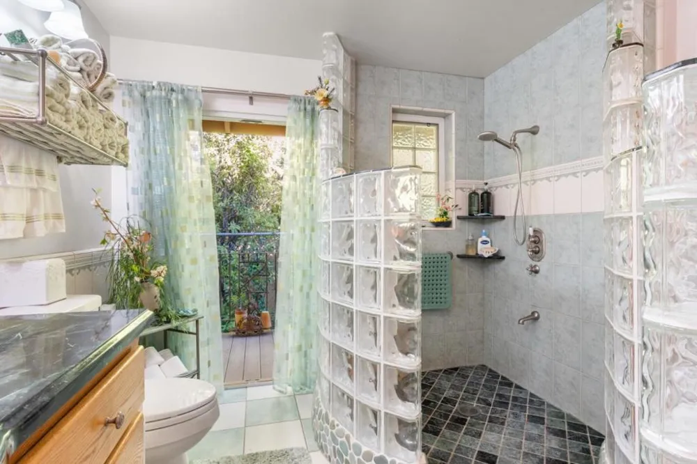 11081 Enchanto Vista Drive San Jose, CA 95127