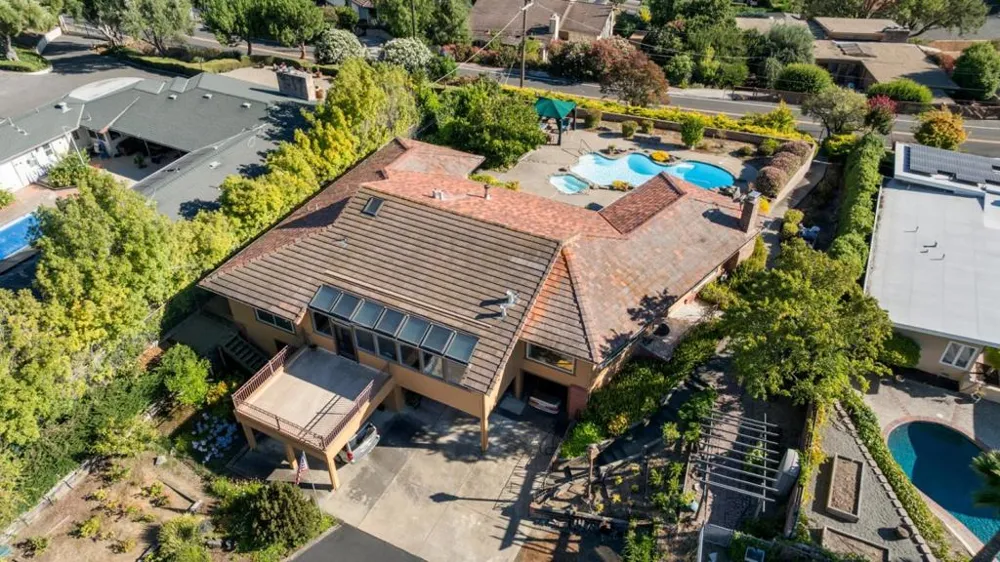 11081 Enchanto Vista Drive San Jose, CA 95127