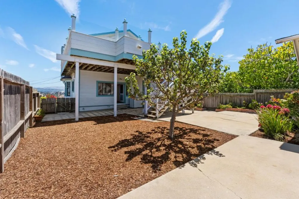 202 Watson Street Monterey, CA 93940