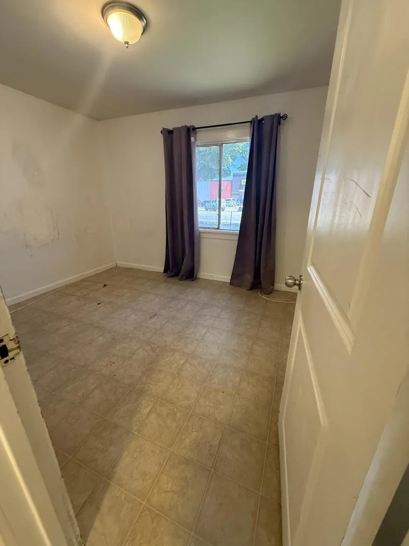 325 El Camino Real Greenfield, CA 93927