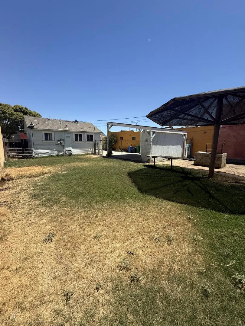 325 El Camino Real Greenfield, CA 93927