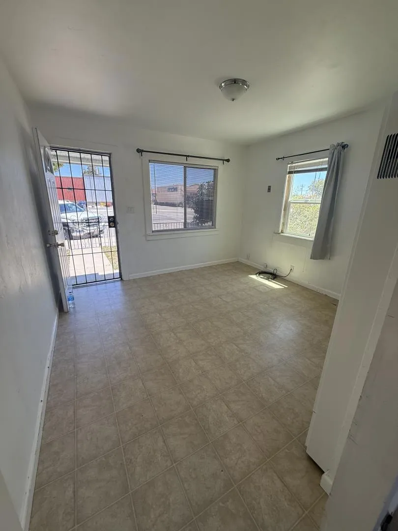325 El Camino Real Greenfield, CA 93927