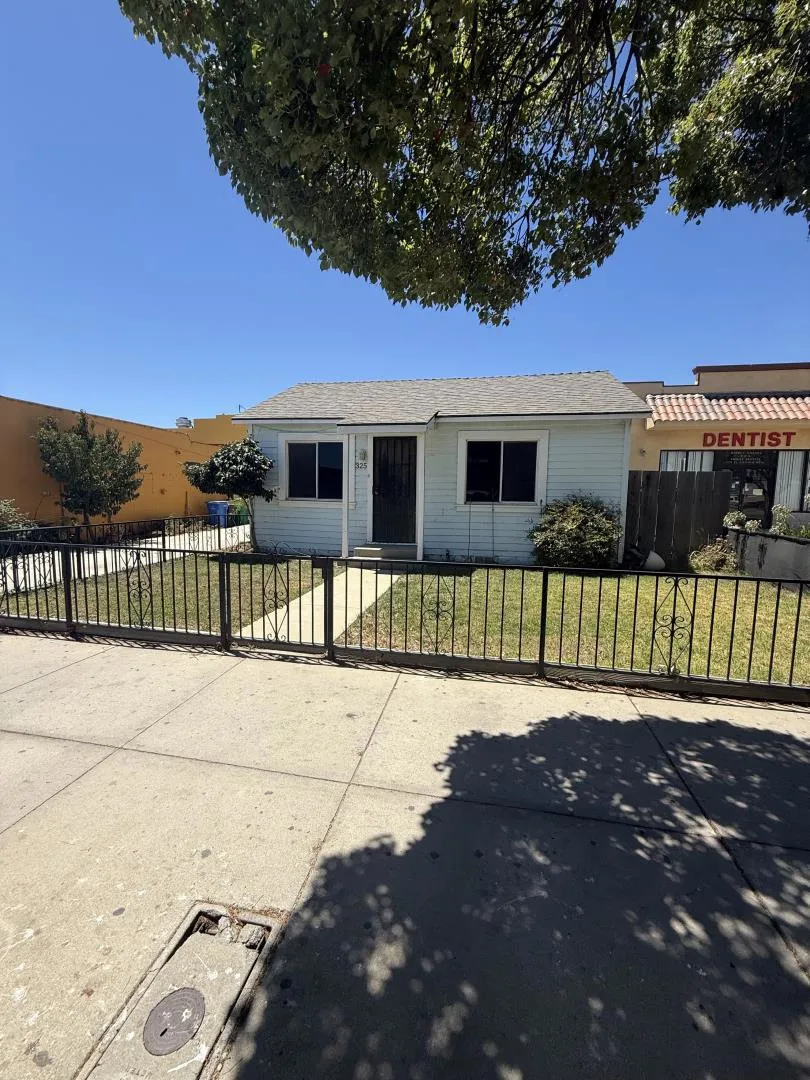325 El Camino Real Greenfield, CA 93927