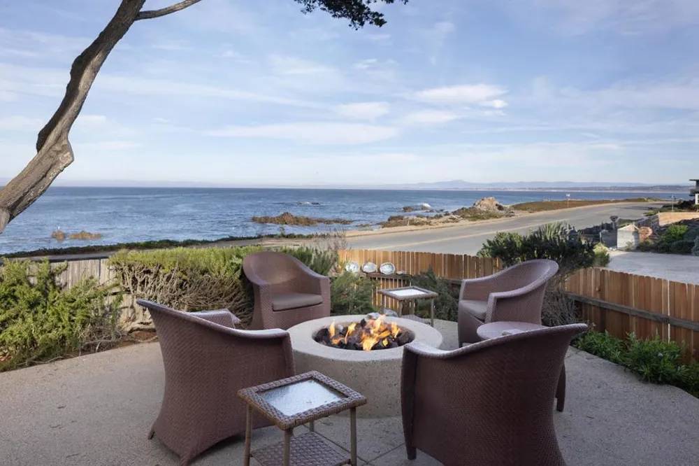 1209 Ocean View Boulevard Pacific Grove, CA 93950