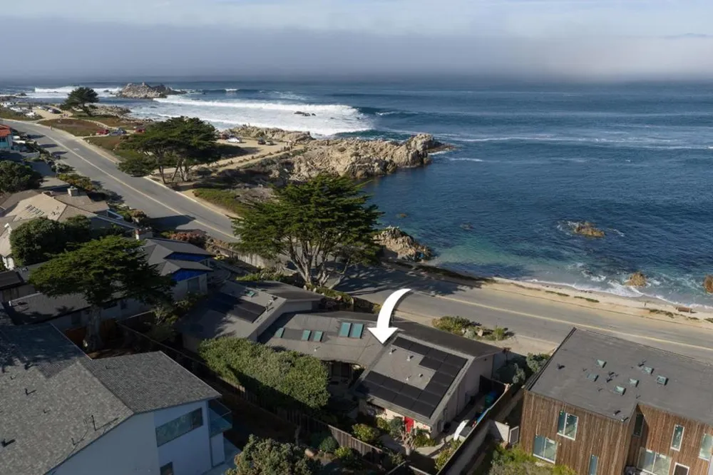 1209 Ocean View Boulevard Pacific Grove, CA 93950
