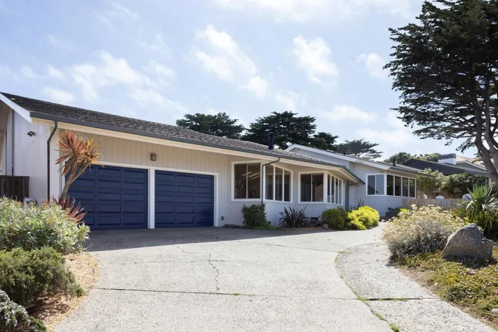 1209 Ocean View Boulevard Pacific Grove, CA 93950