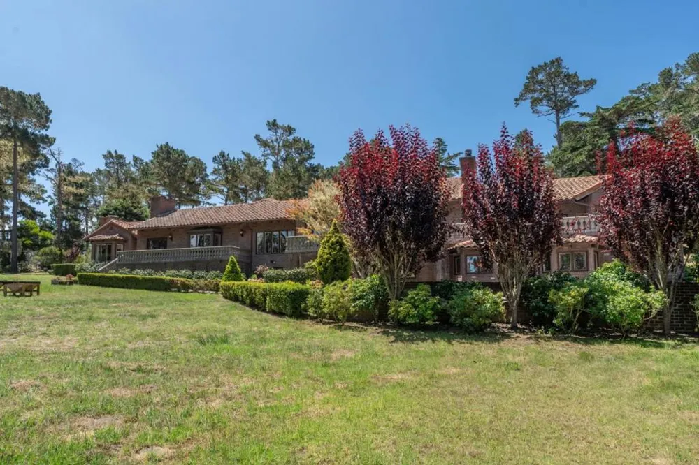 1237 Sombria Lane Pebble Beach, CA 93953