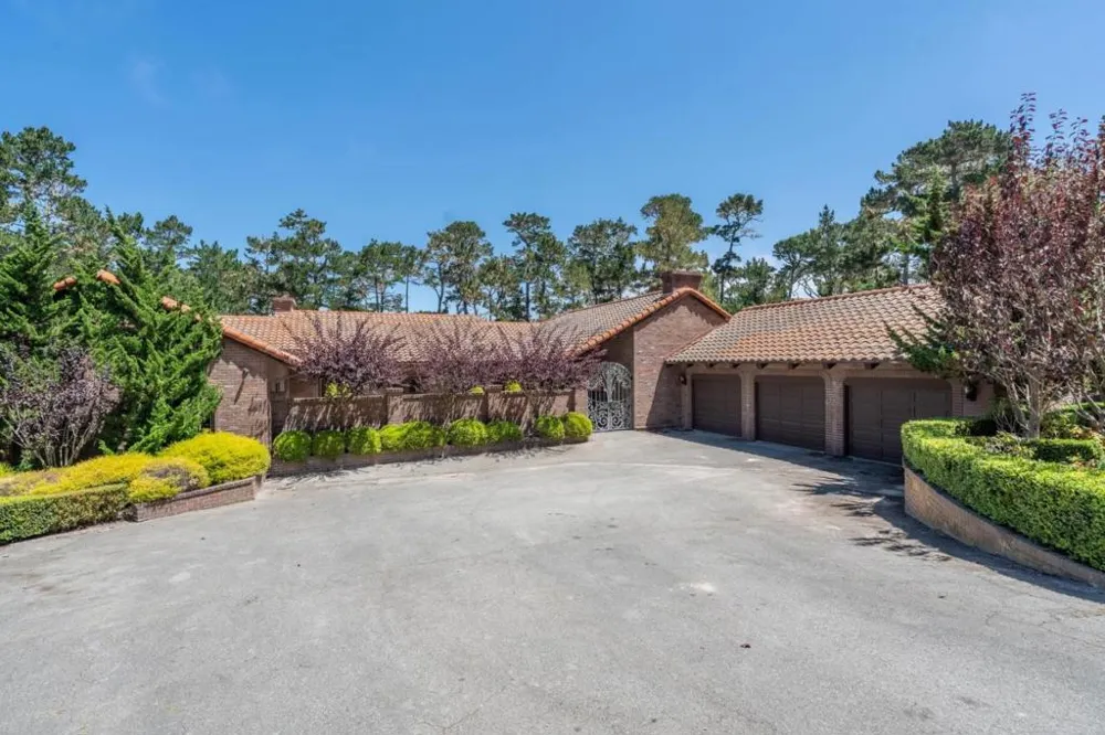 1237 Sombria Lane Pebble Beach, CA 93953