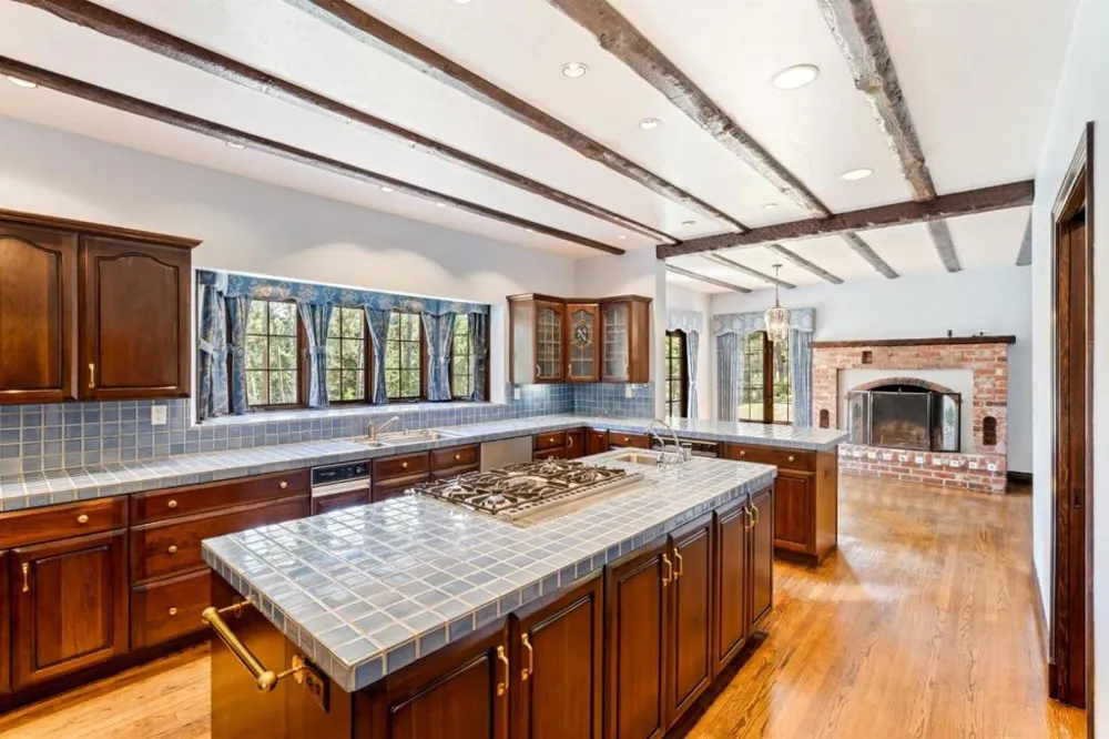 1237 Sombria Lane Pebble Beach, CA 93953