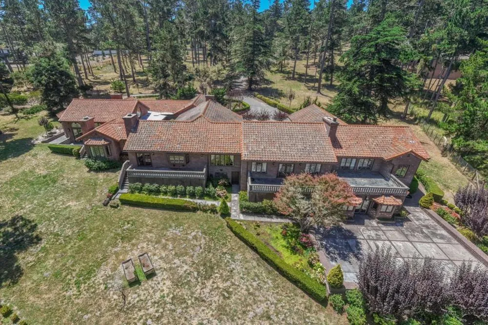 1237 Sombria Lane Pebble Beach, CA 93953