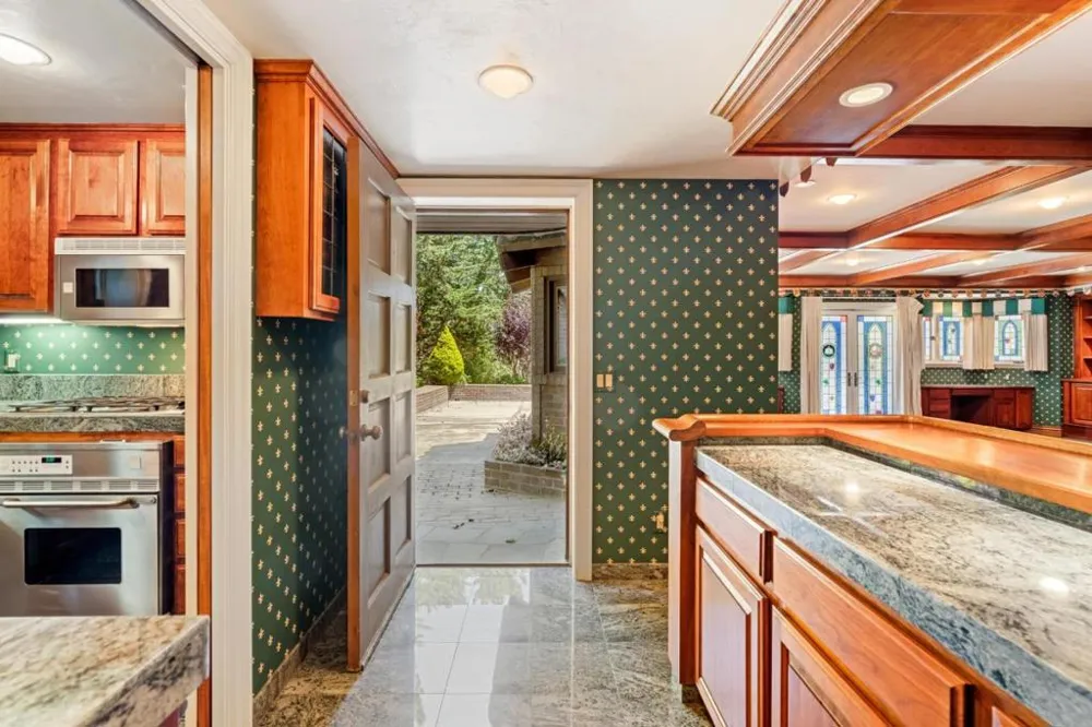 1237 Sombria Lane Pebble Beach, CA 93953