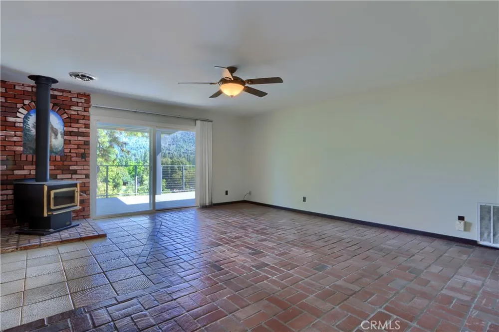 5750 Glacier Point Mariposa, CA 95338