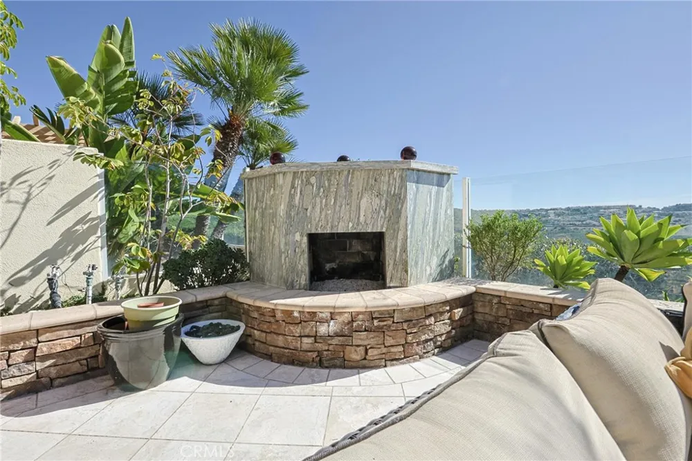 34 Sunset Cove Newport Coast, CA 92657