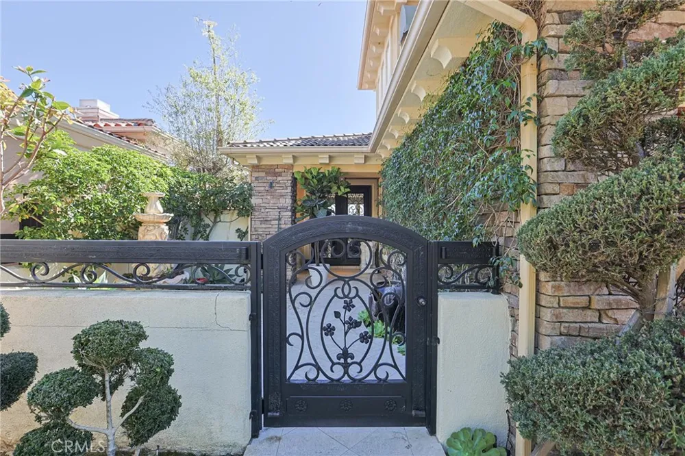 34 Sunset Cove Newport Coast, CA 92657