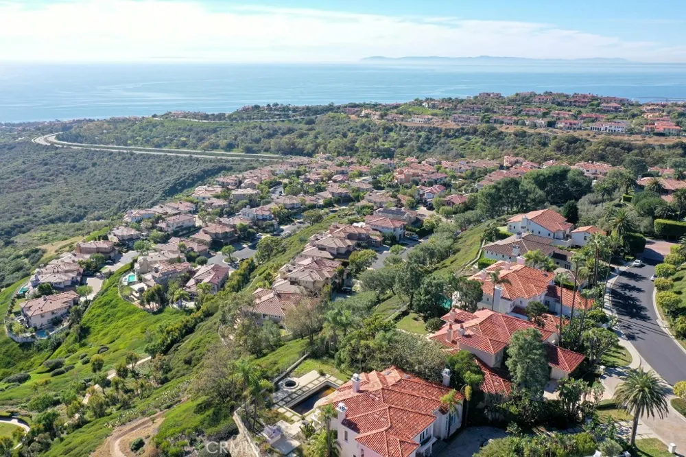 34 Sunset Cove Newport Coast, CA 92657