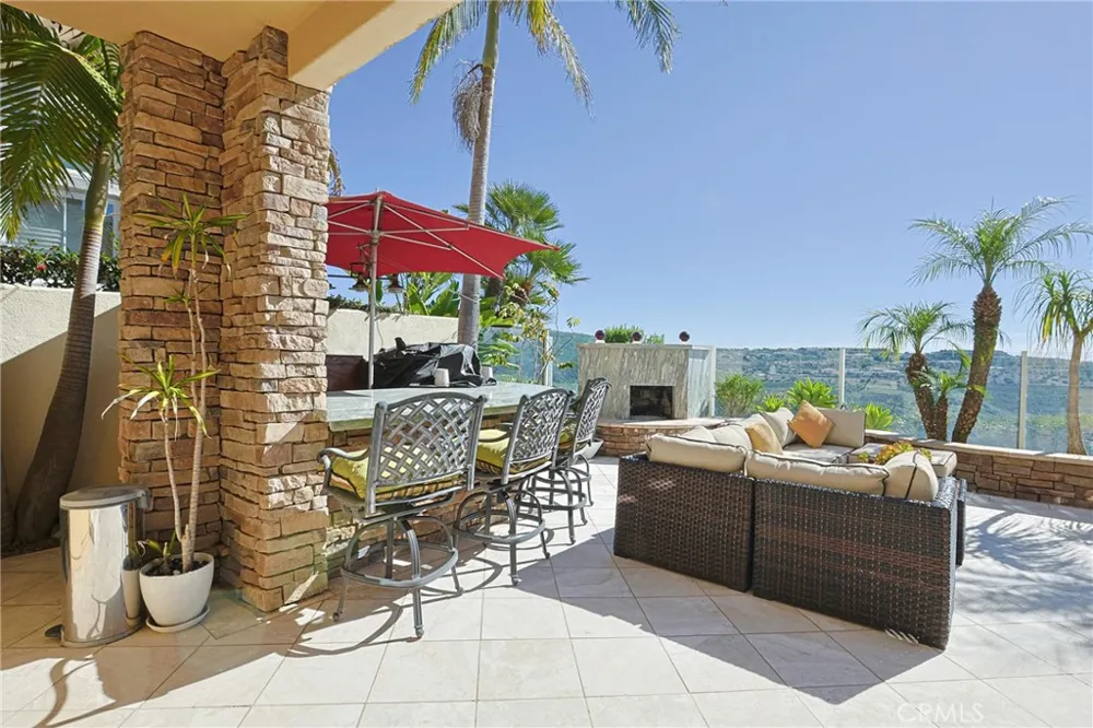 34 Sunset Cove Newport Coast, CA 92657