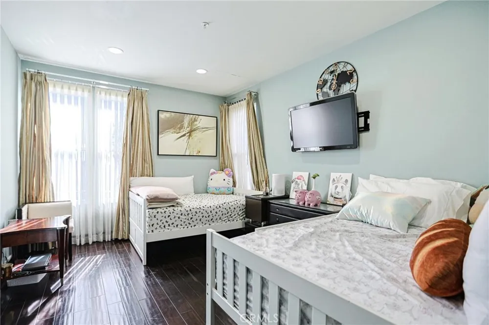 34 Sunset Cove Newport Coast, CA 92657