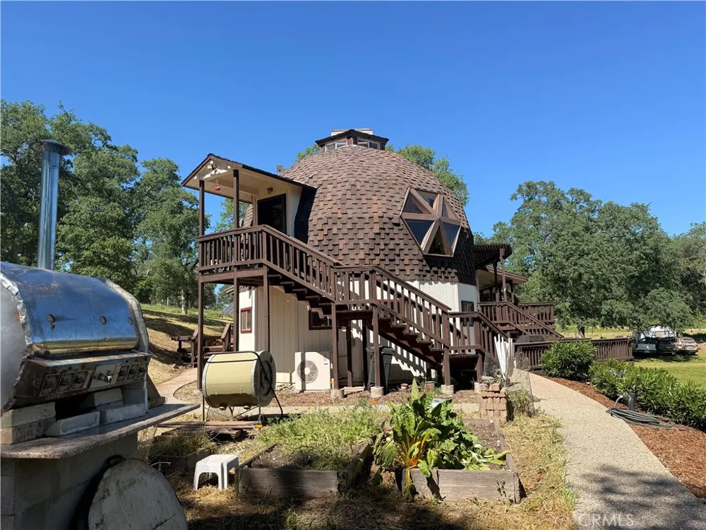 2877 Trower Catheys Valley, CA 95306