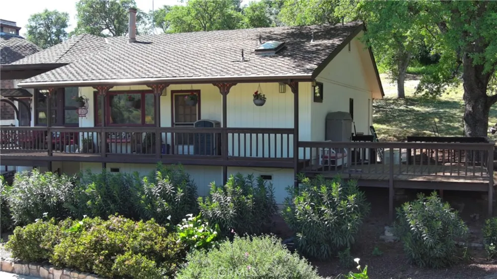 2877 Trower Catheys Valley, CA 95306