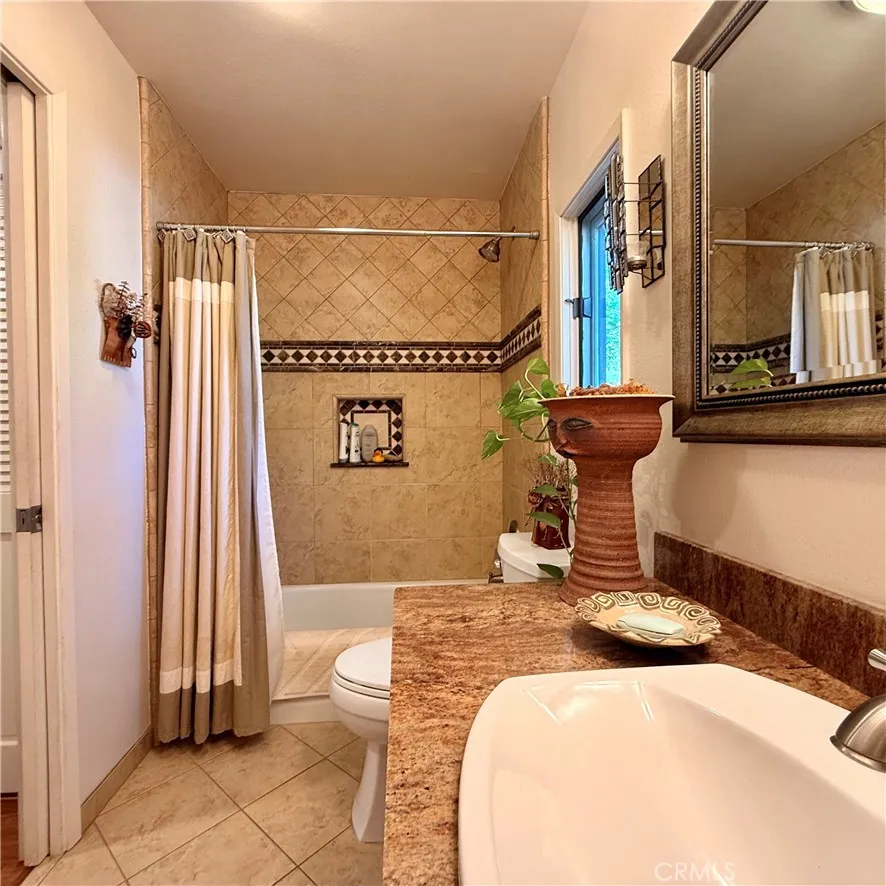 2877 Trower Catheys Valley, CA 95306
