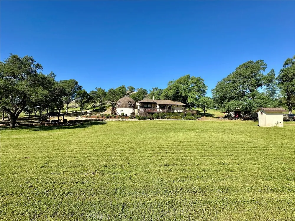2877 Trower Catheys Valley, CA 95306
