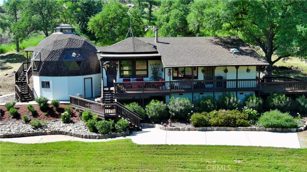 2877 Trower Catheys Valley, CA 95306