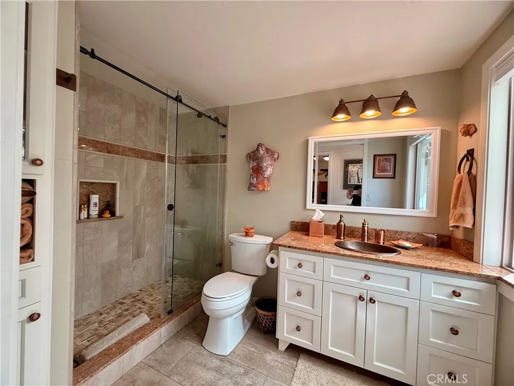 2877 Trower Catheys Valley, CA 95306