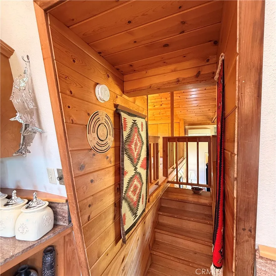 2877 Trower Catheys Valley, CA 95306
