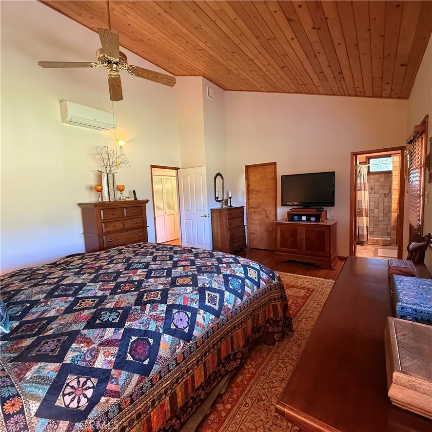 2877 Trower Catheys Valley, CA 95306