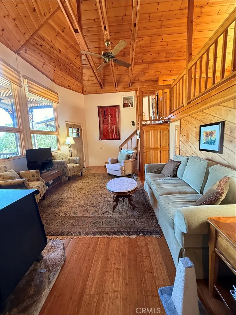 2877 Trower Catheys Valley, CA 95306