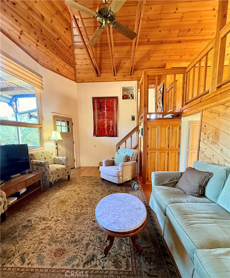 2877 Trower Catheys Valley, CA 95306