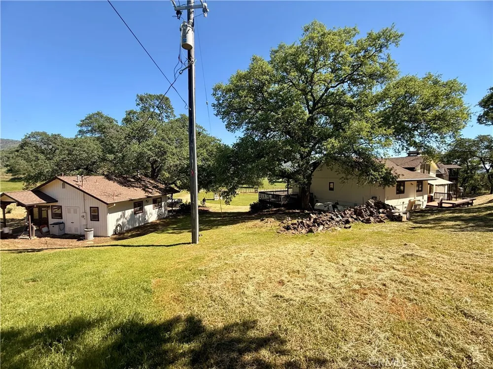 2877 Trower Catheys Valley, CA 95306