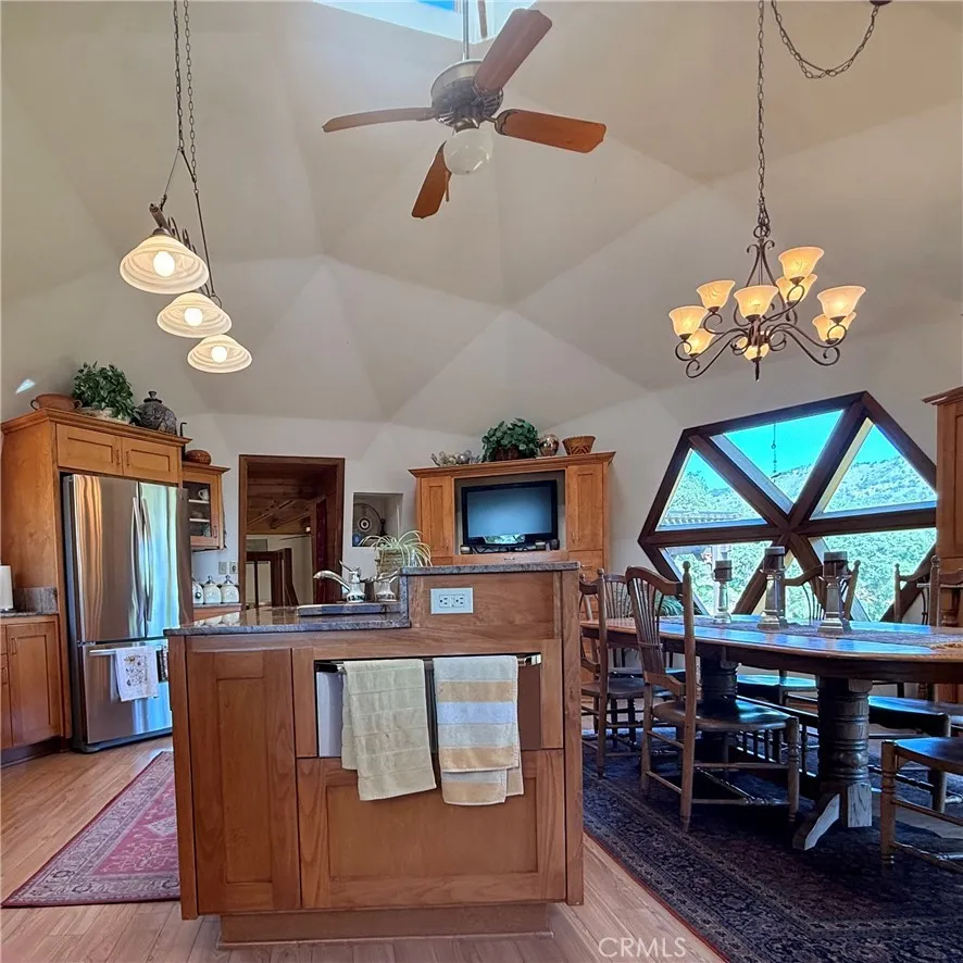2877 Trower Catheys Valley, CA 95306
