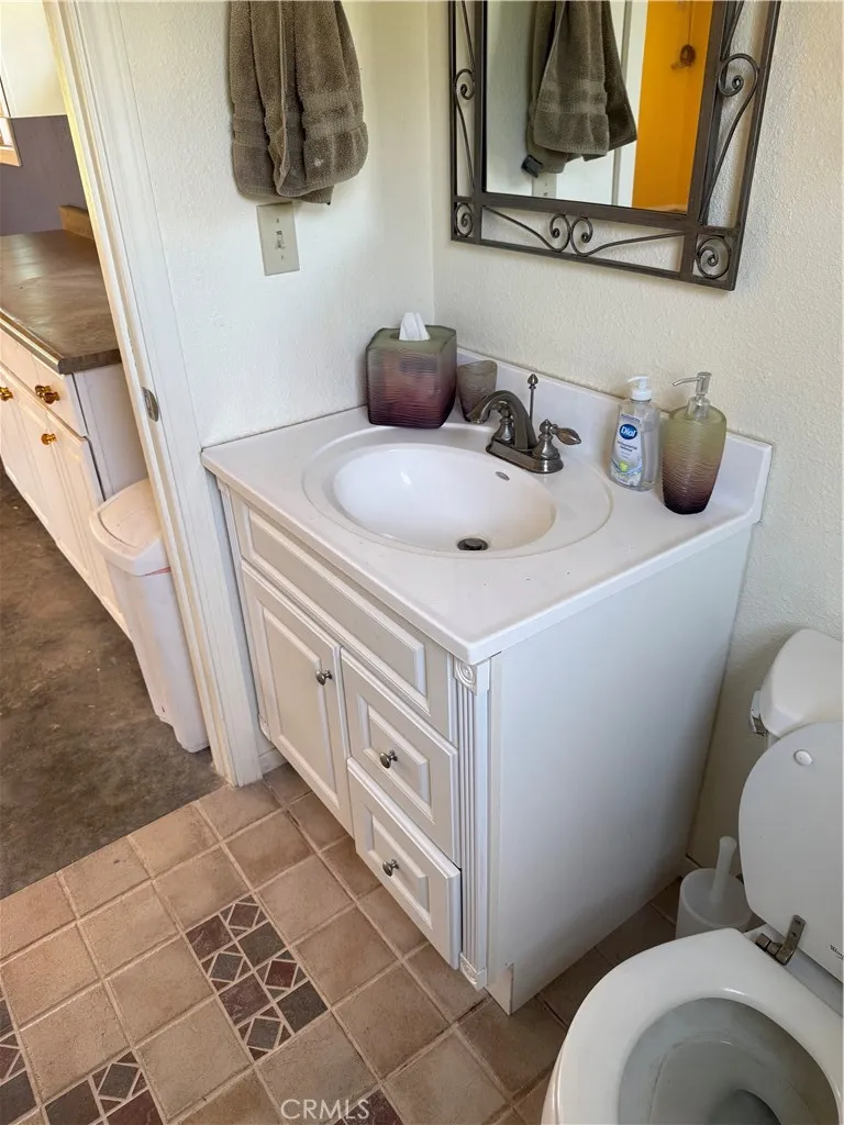 2877 Trower Catheys Valley, CA 95306