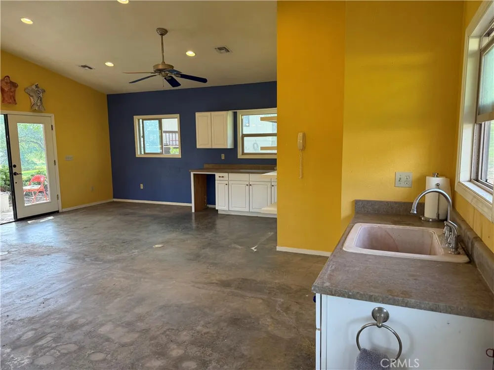 2877 Trower Catheys Valley, CA 95306