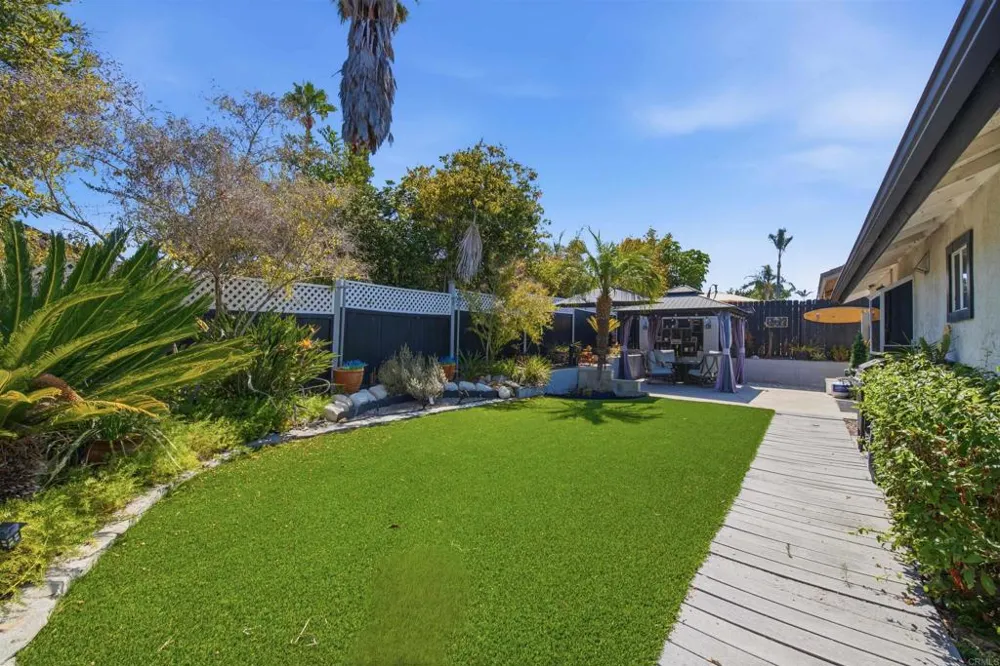 1549 Spring Creek Lane Oceanside, CA 92057