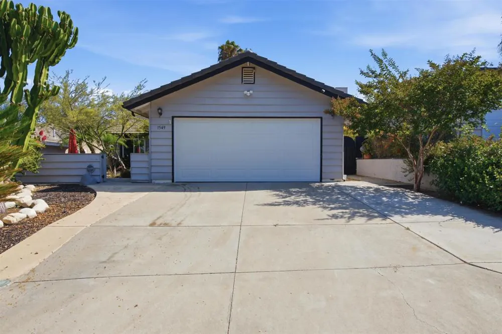 1549 Spring Creek Lane Oceanside, CA 92057