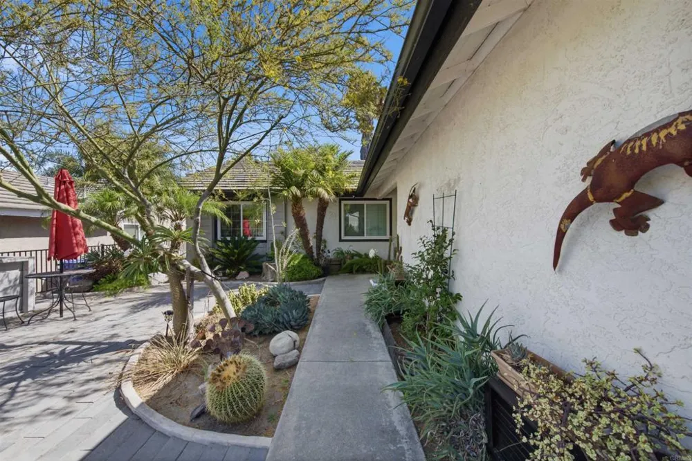 1549 Spring Creek Lane Oceanside, CA 92057