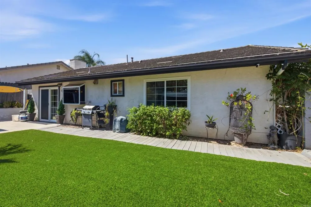 1549 Spring Creek Lane Oceanside, CA 92057