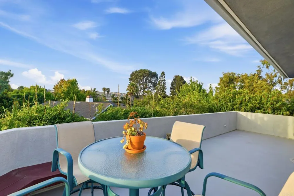 398 Andrew Avenue Encinitas, CA 92024