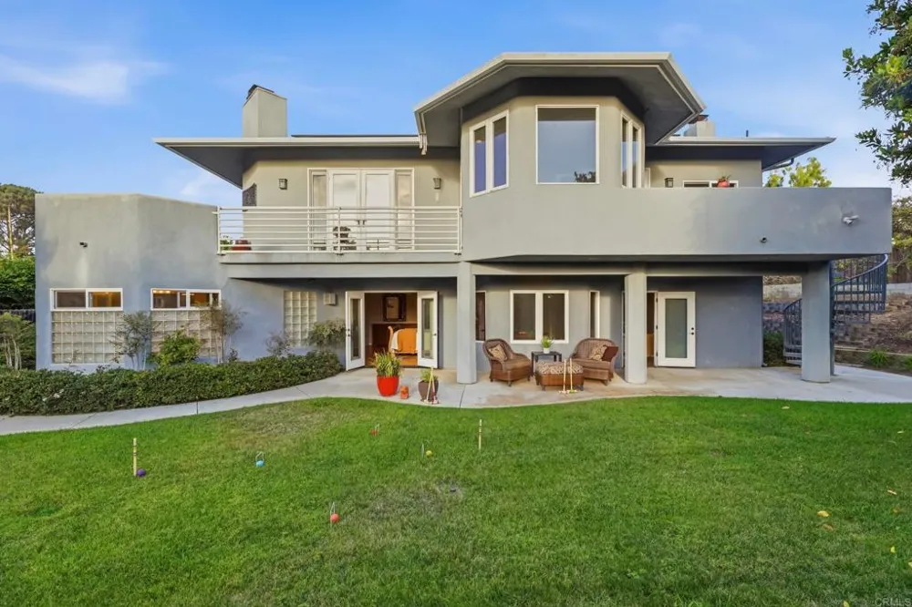 398 Andrew Avenue Encinitas, CA 92024
