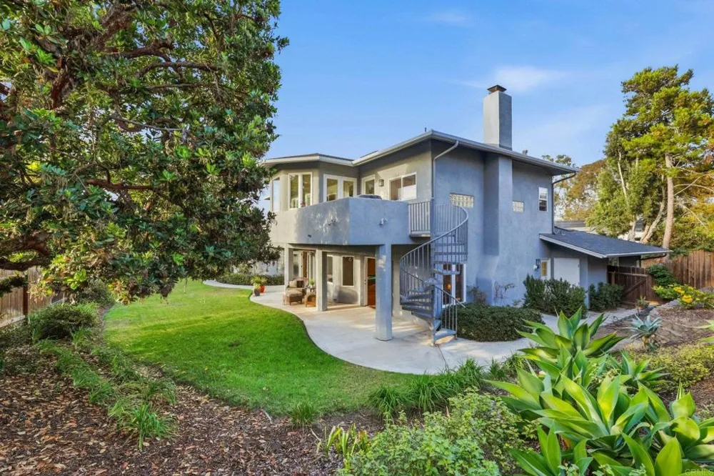 398 Andrew Avenue Encinitas, CA 92024