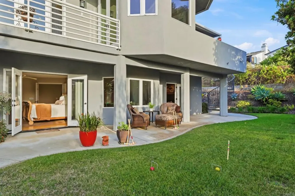 398 Andrew Avenue Encinitas, CA 92024