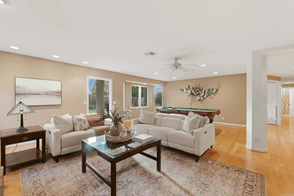 398 Andrew Avenue Encinitas, CA 92024
