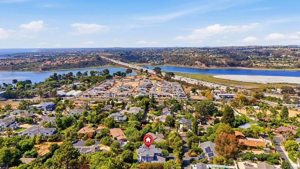 398 Andrew Avenue Encinitas, CA 92024